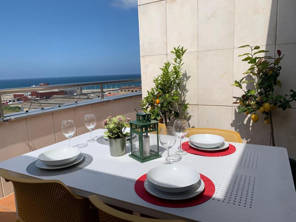 Ático Gran Terraza Poniente Playa con Garaje, Wifi - VUT-5109-AS - 1