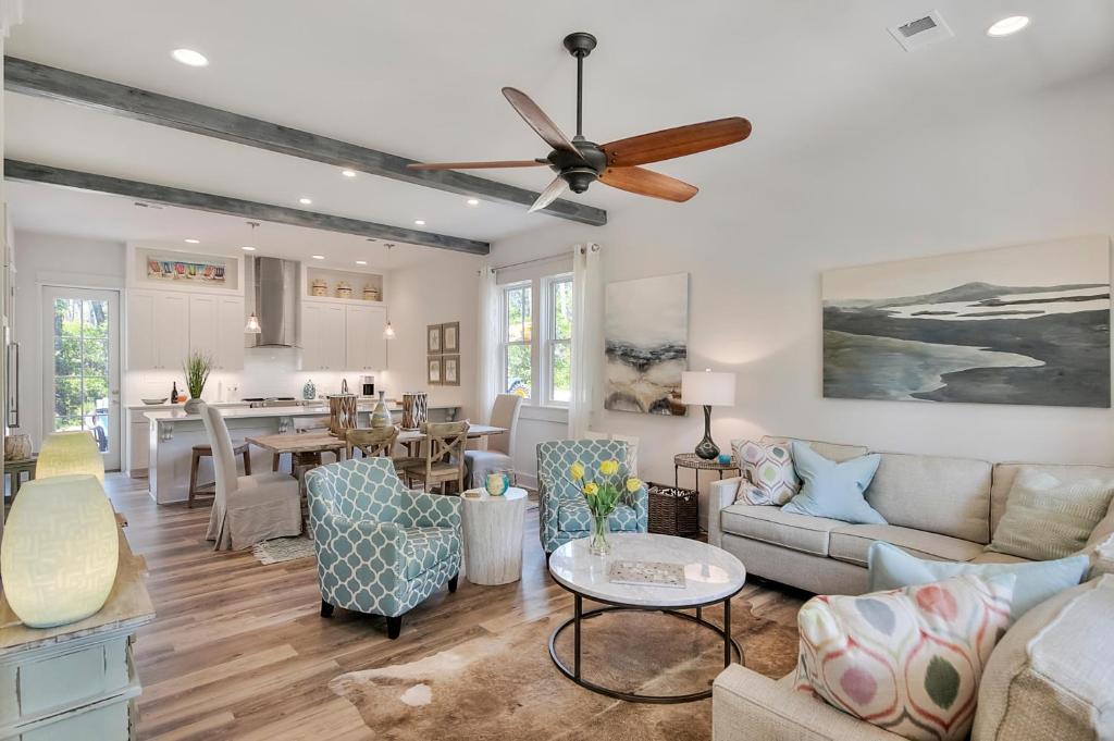 Rosie Disposition, Santa Rosa Beach