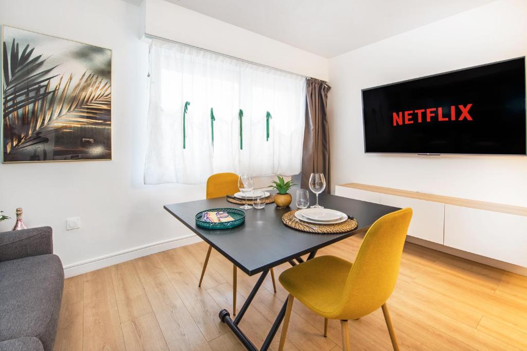 Frontière de Monaco - Studio rénové - AE - 4