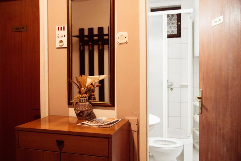 Hondo Rooms & Apartments - 5