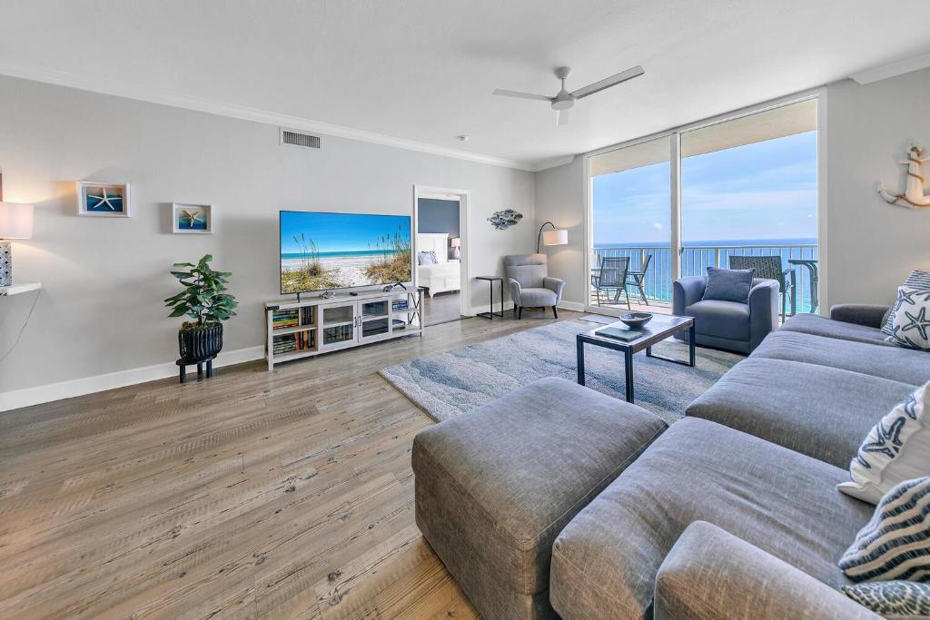 Tidewater 1802, Panama City Beach