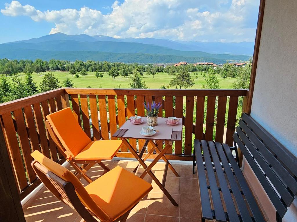 Green Peaks Suite in Pirin Golf & County Club, Razlog