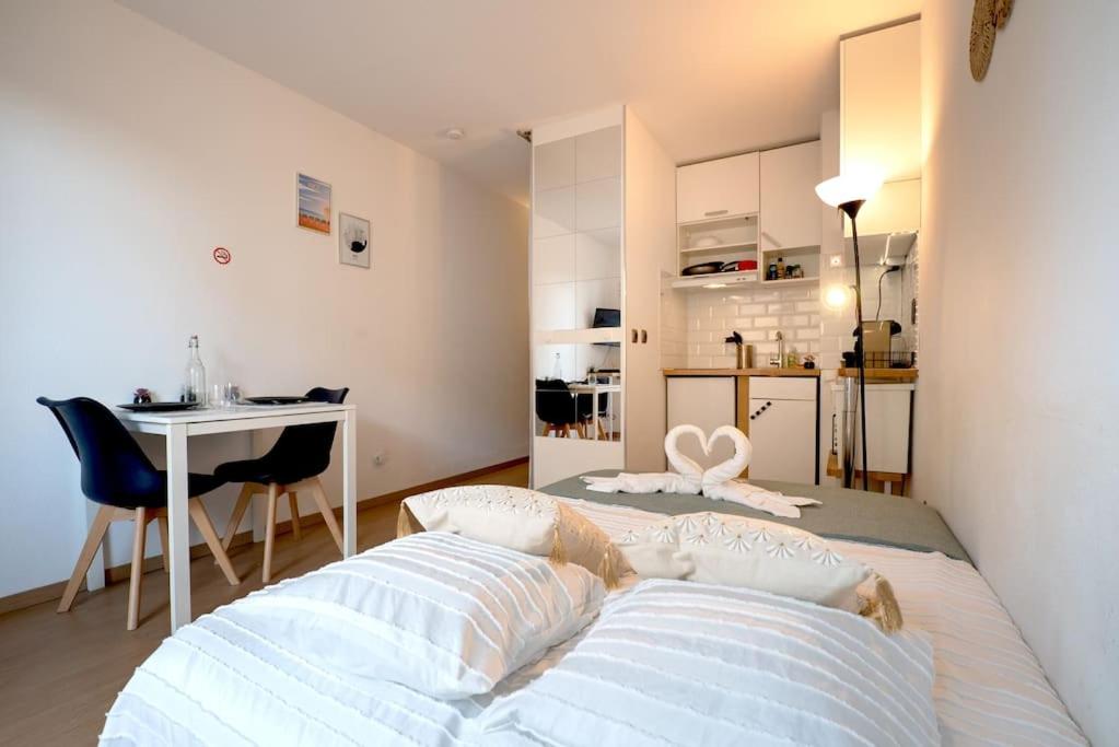 Riquier Station Spot, 5 min from Train & Tramway - 2