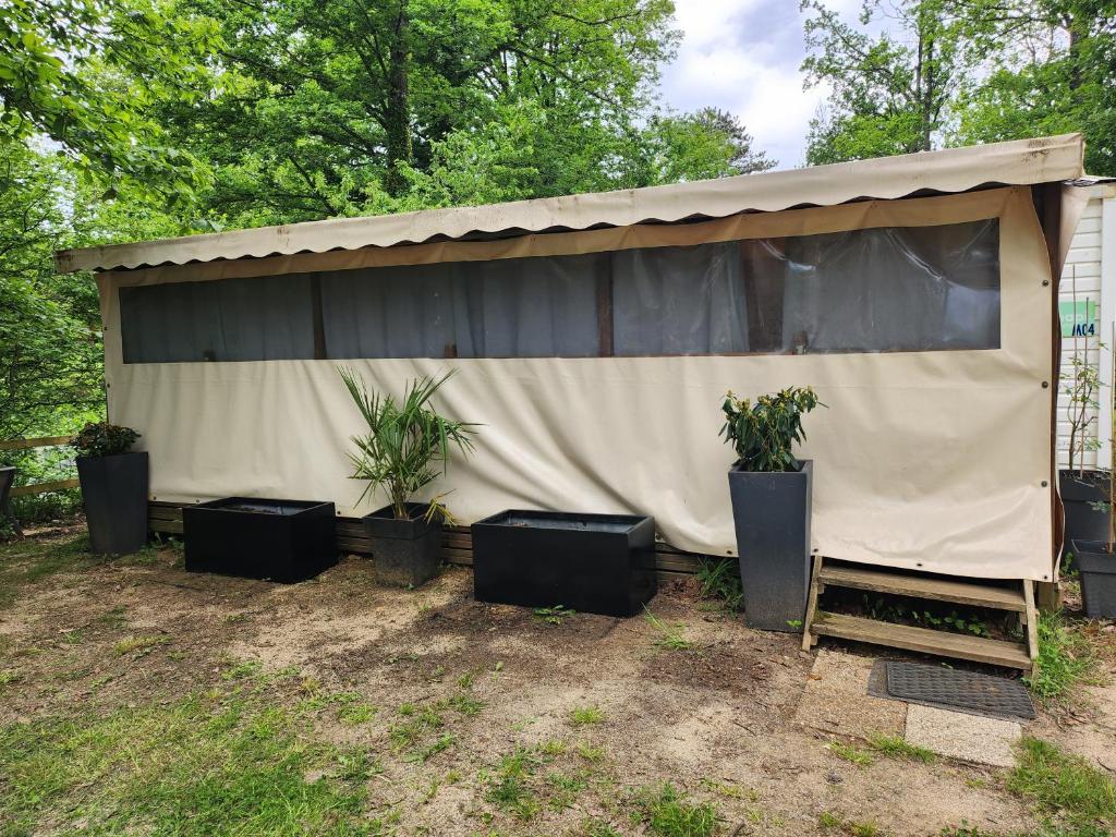 Le paradis du mobilhome, Saint-Chéron