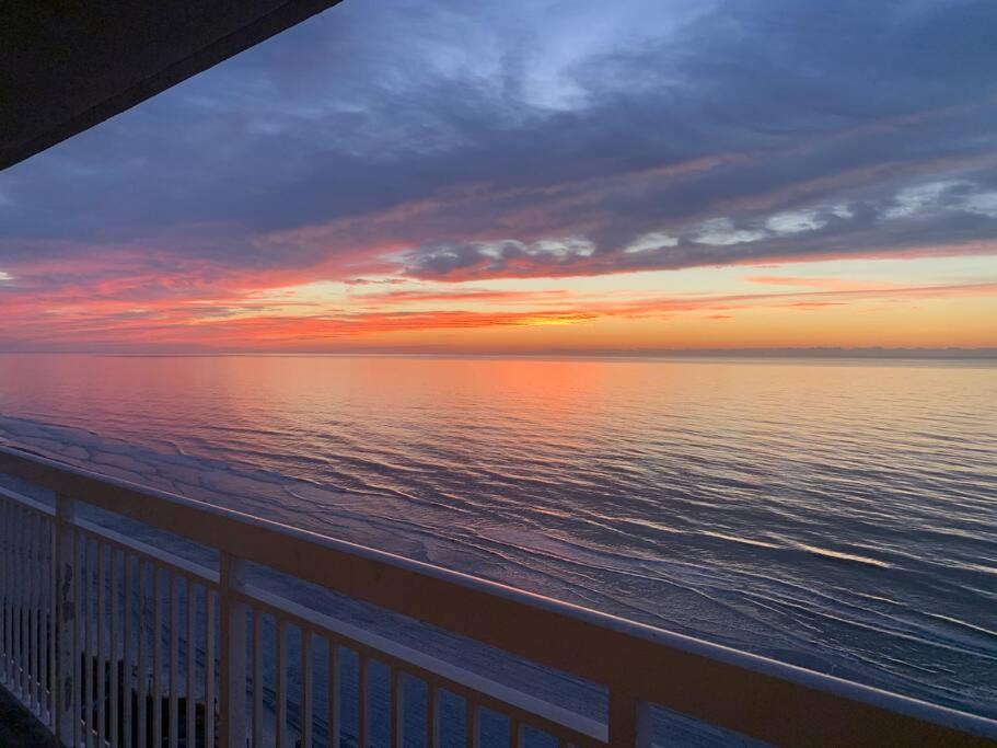 Paradise at the Beach, Complete View of Horizon, Myrtle Beach