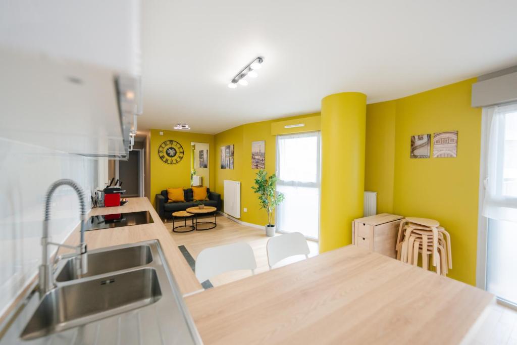 Confort Absolu à Paris ,superbe appartement rénové 7 Chambres avec salles de Bain privatives - 2