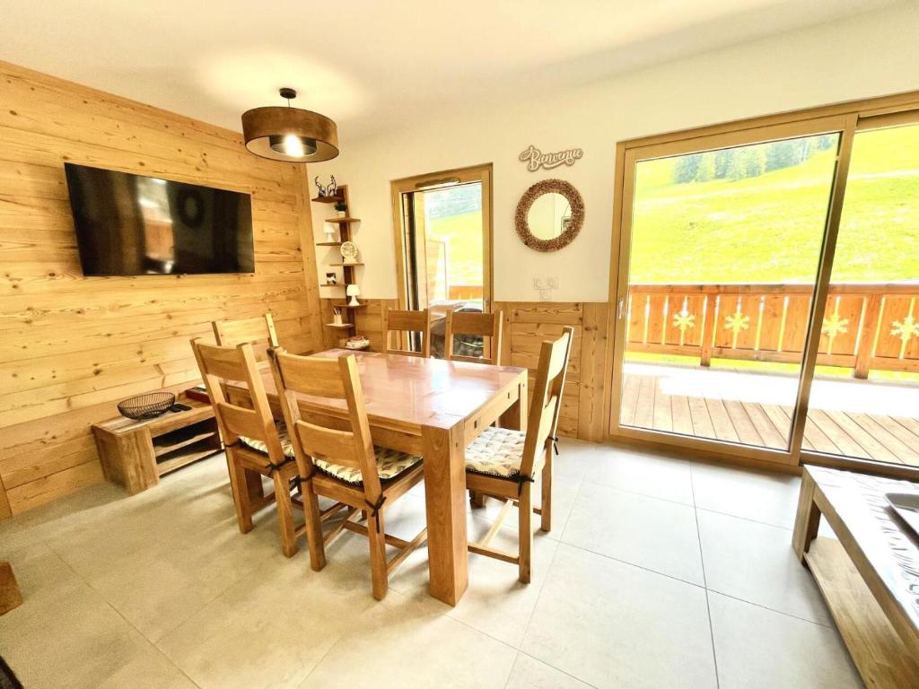 Résidence Res Cristal - APPARTEMENT NEUF DE CHARME FRONT DE NEIGE MAE-6384, Notre-Dame-de-Bellecombe