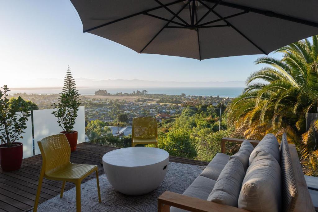 Tosswill Road - Bay Vista, Nelson