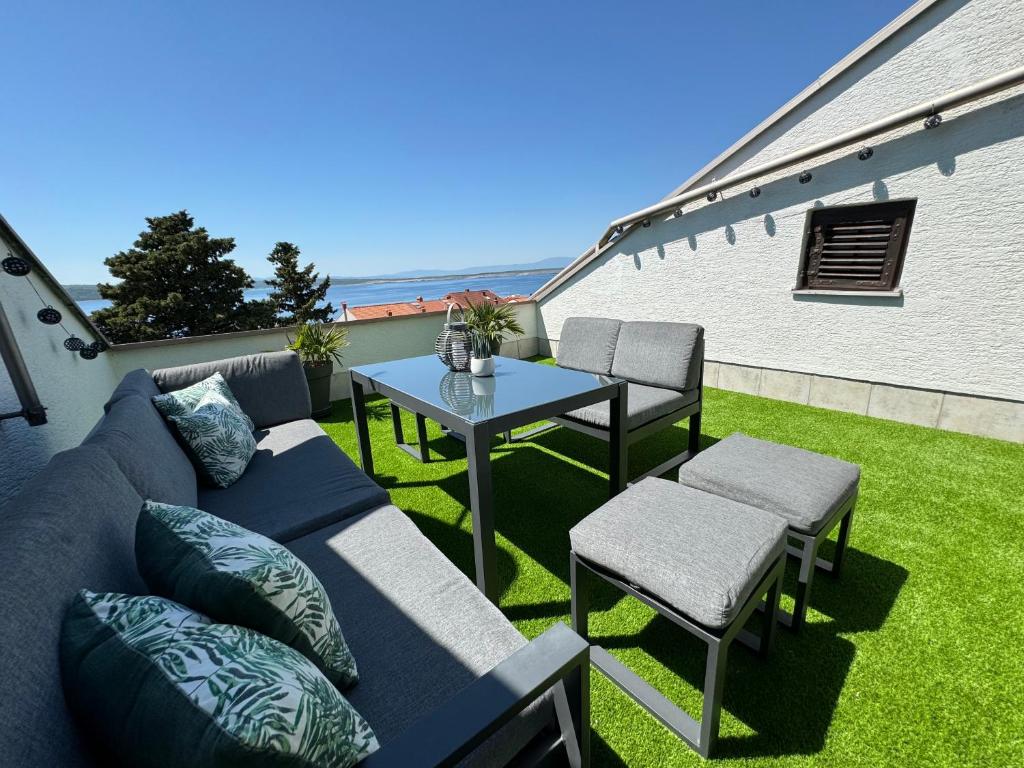 Penthouse Apartment, Crikvenica