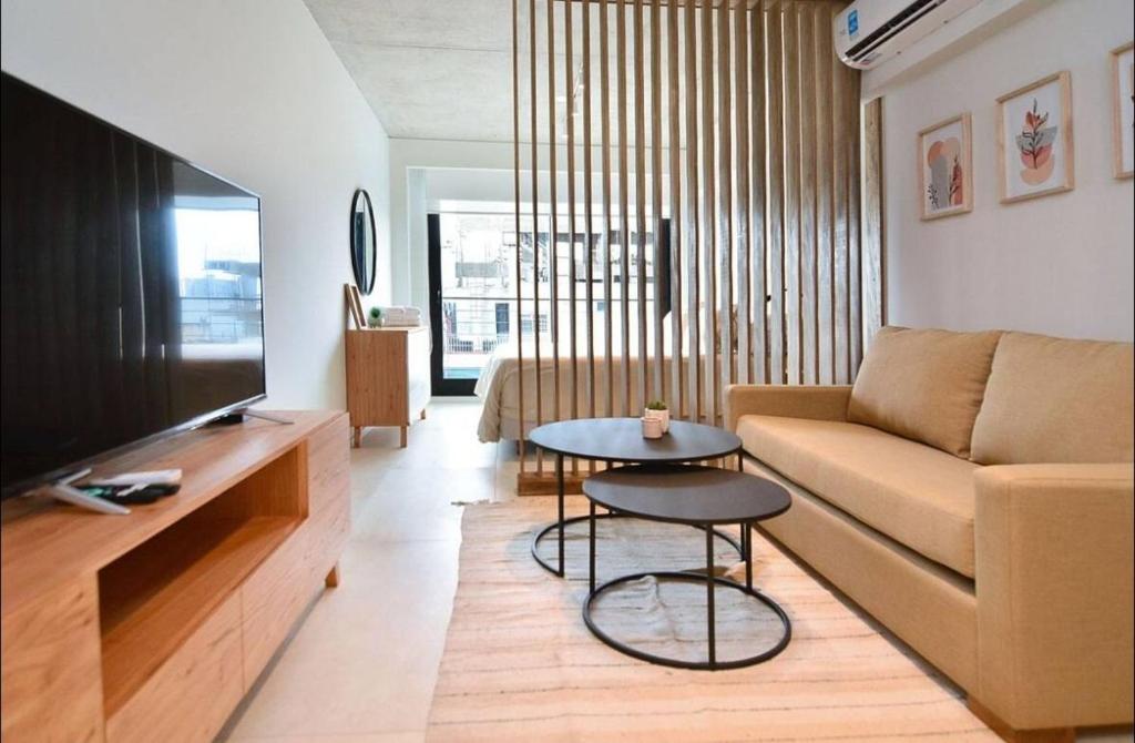 Matienzo Lot Studios - Room 42 - 3