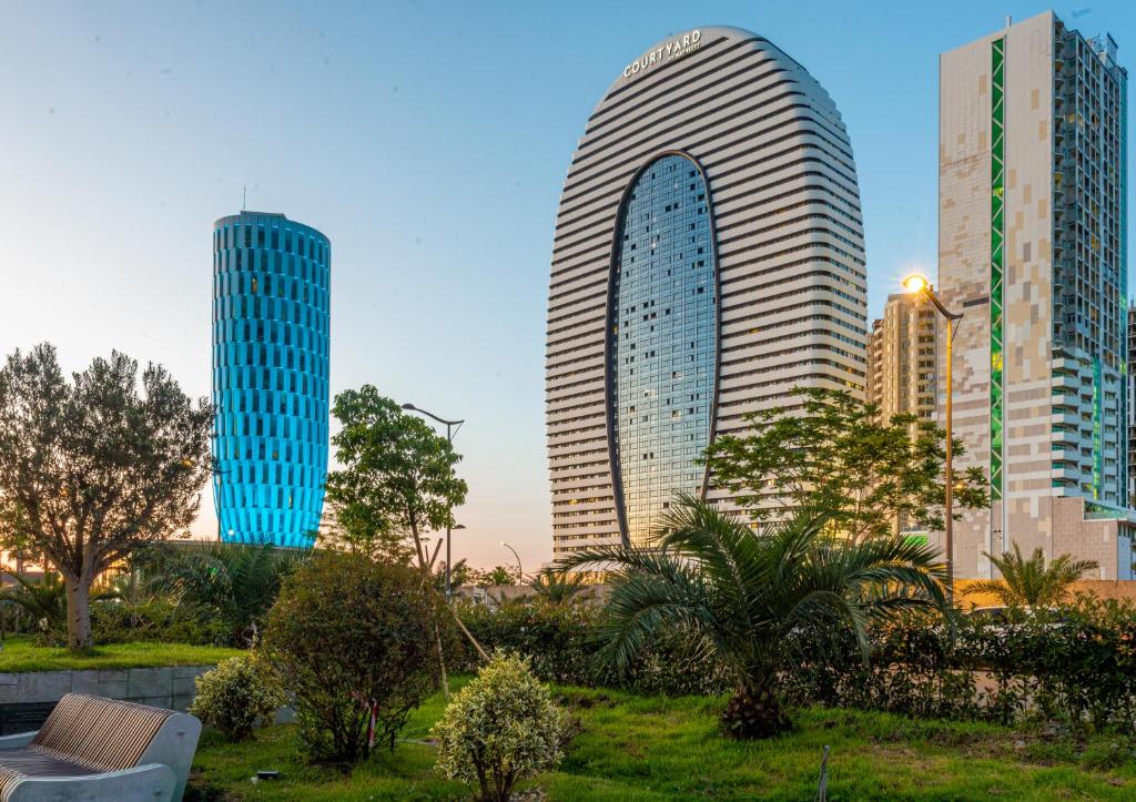 Serenity Oasis with Sea View by AESTHAVEN, Batumi