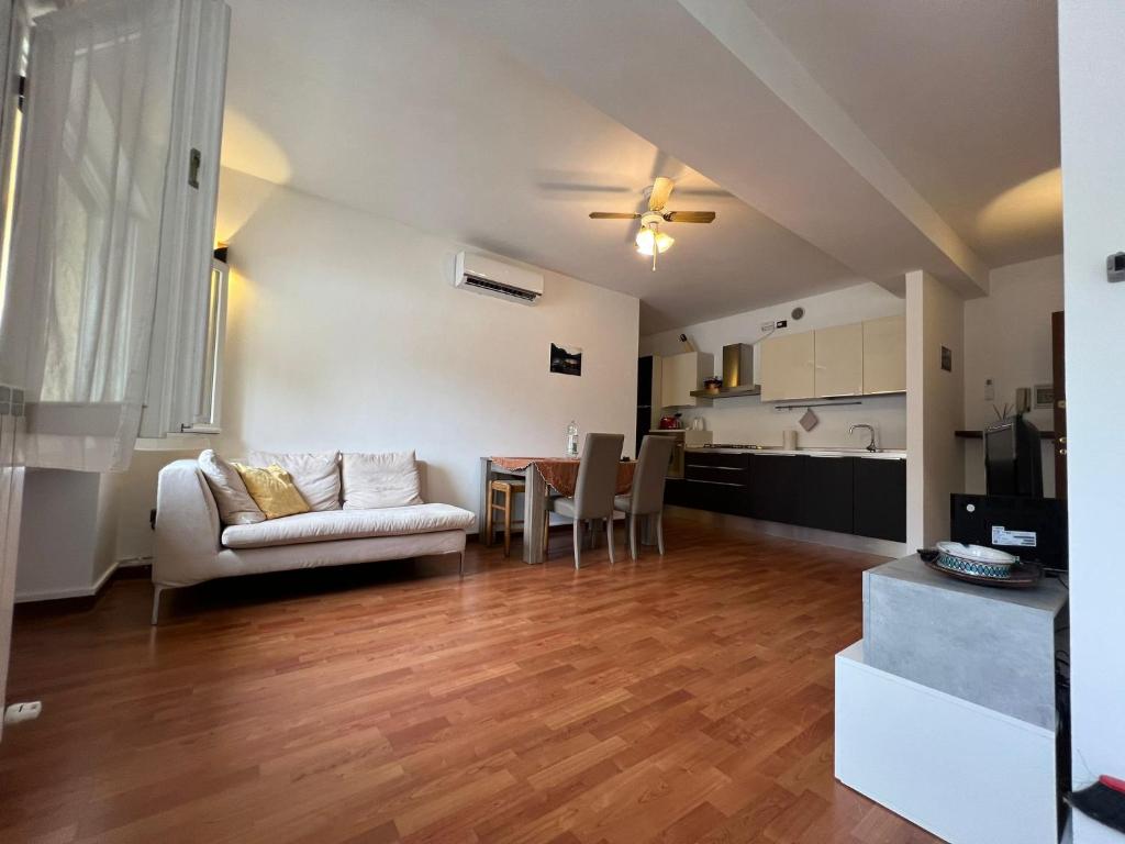 Casa Nostra - 2