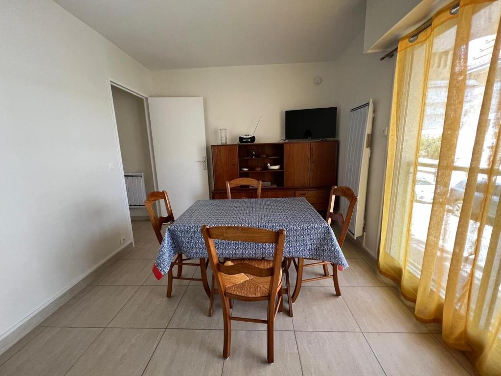 Appartement T2 - Accès plage et commerces - Parking inclus - FR-1-474-6 - 3