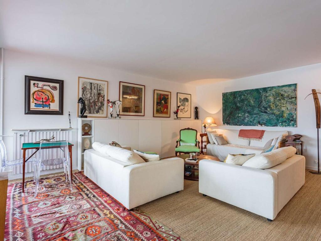 Appartement moderne en centre-ville avec balcon et parking à 400m de la plage - FR-1-4-693 - 4