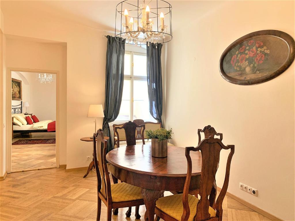 Facilities, Small Luxury Palace Residence in Prague