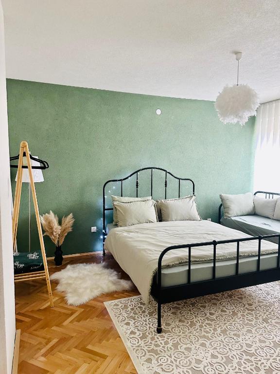 Cozy Suite Apartment - 3