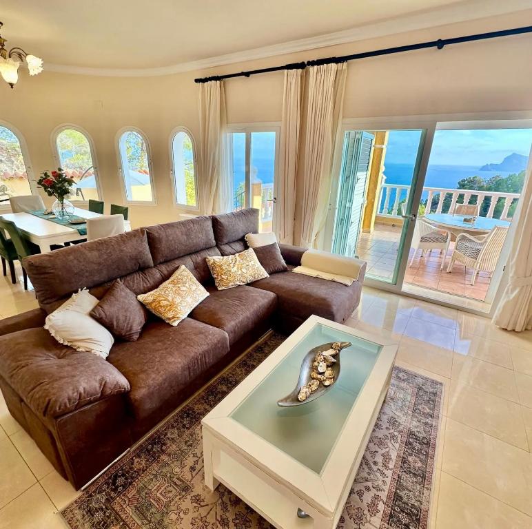 Villa Macondo, Stunning Oceanview in Altea Hills - 2