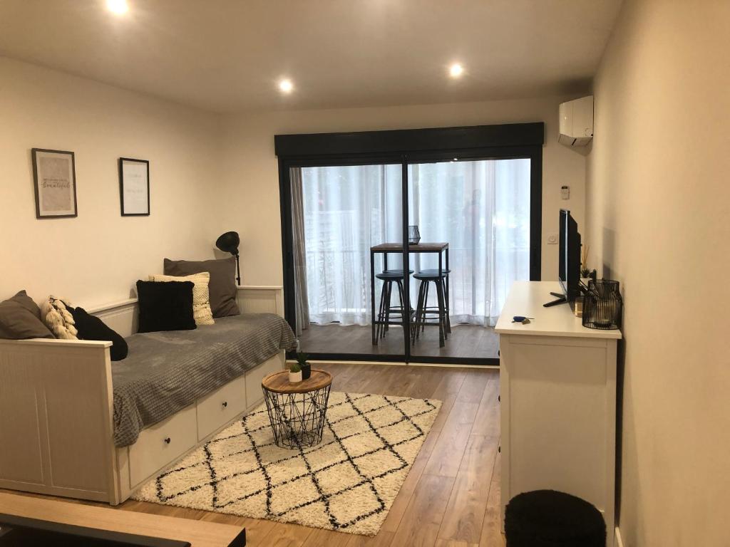 Studio avec parking privé, plage et centre à pied 1 - 2