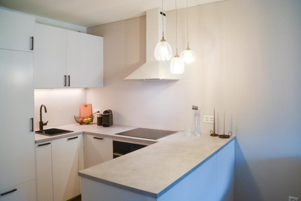 SWISSME - Neu-Seeblick-Balkon-Parkplatz-Nahe Bergbahn - 3