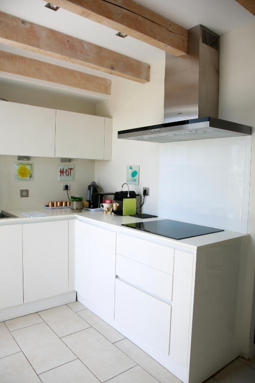 Duplex climatisé avec terrasse vue mer au pied de la plage - 5
