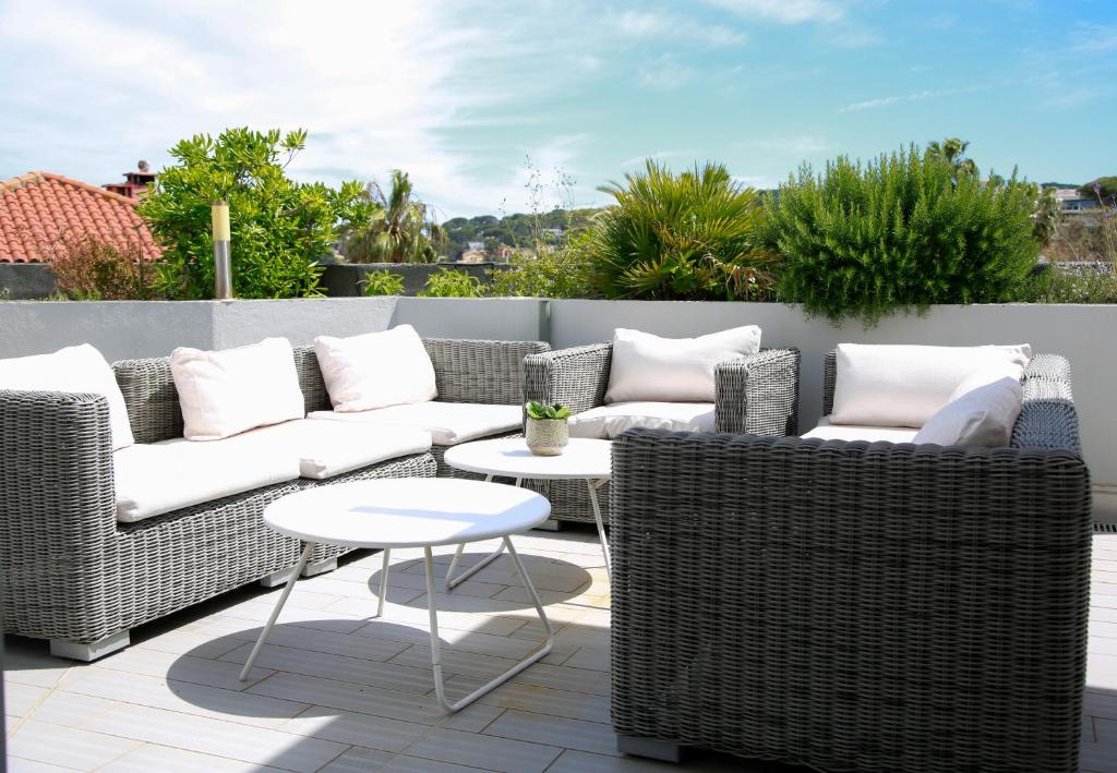 Duplex climatisé avec terrasse vue mer au pied de la plage - 2