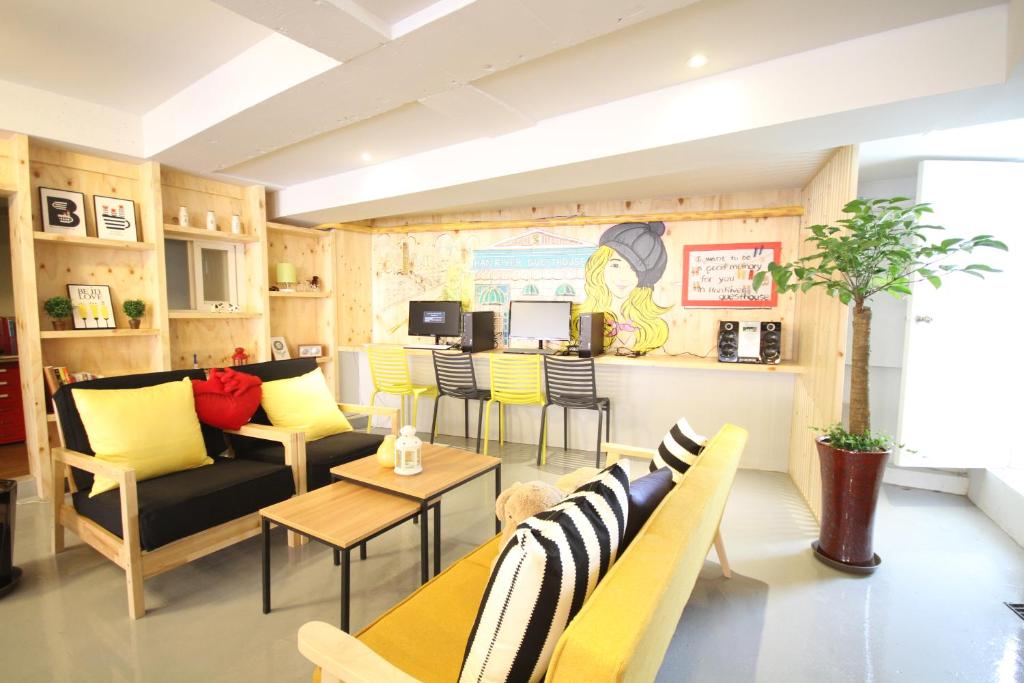 Han River Residence & Guesthouse in Seoul photo