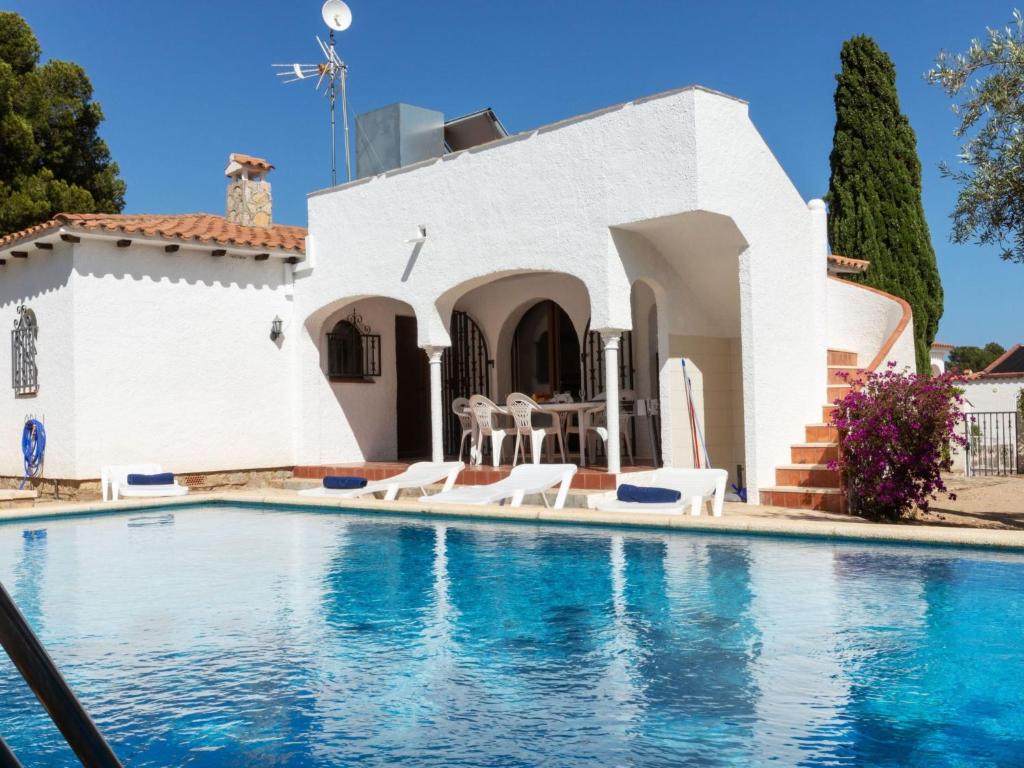 Villa Rustical Mont Roig by Interhome - 1