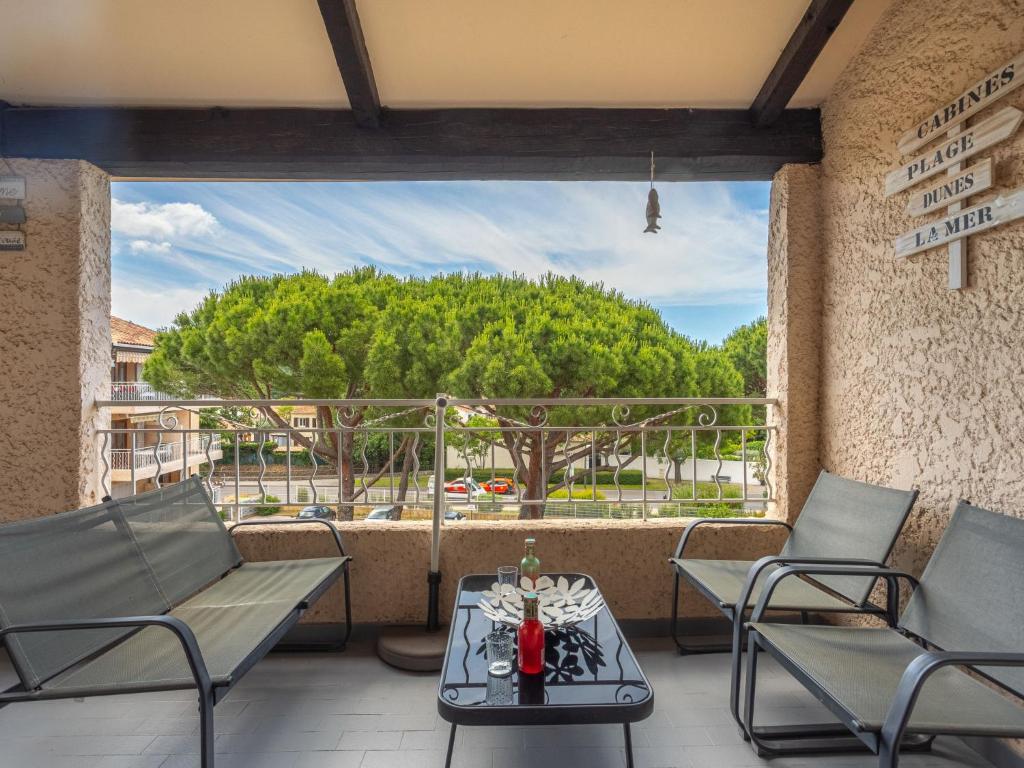 Apartment Les Faubourgs Saint Michel by Interhome - 2