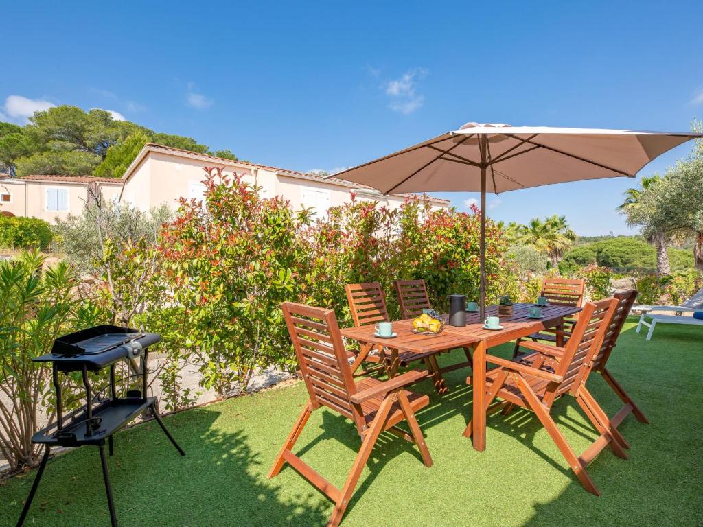 Apartment Les Eucalyptus-12 by Interhome - 2