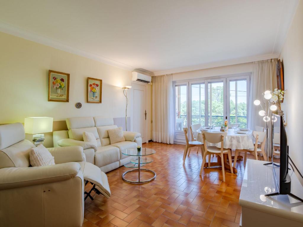 Apartment Les Mimosas-3 by Interhome - 2