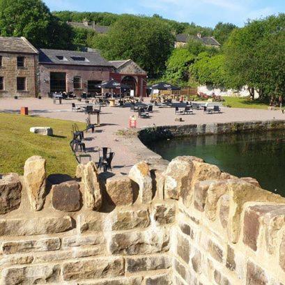 Bucks - Turnbridge Guest House, Burnley