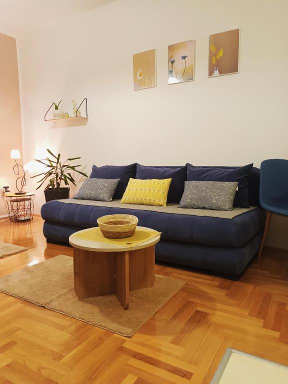Lucky Charm studio apartment - 5