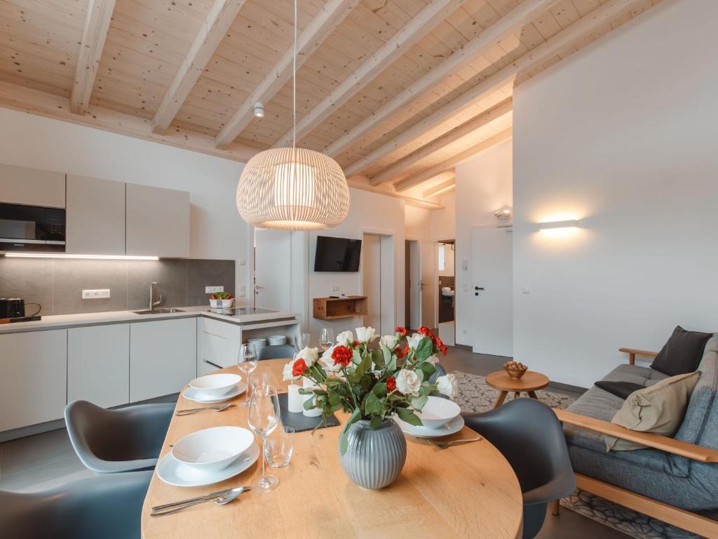 Apartment Das Georgen- Großglockner-Kitzsteinhorn by Interhome - 2