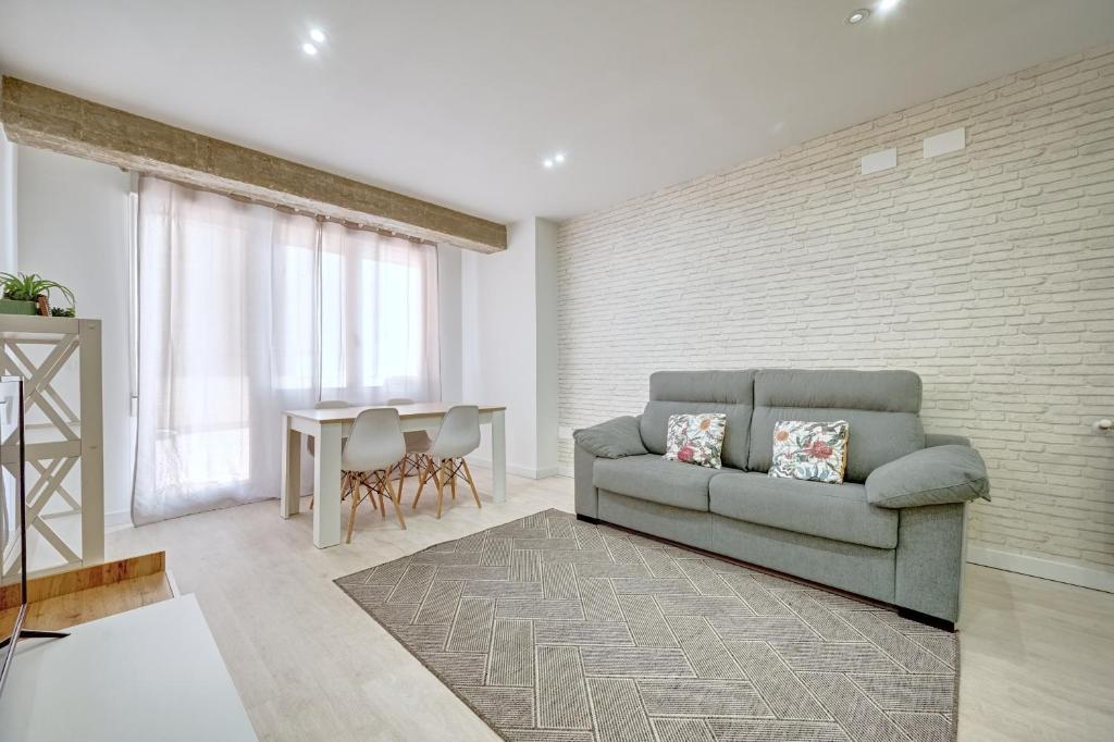 Apartamento Las Terrazas del Ayuntamiento by Clabao - 3