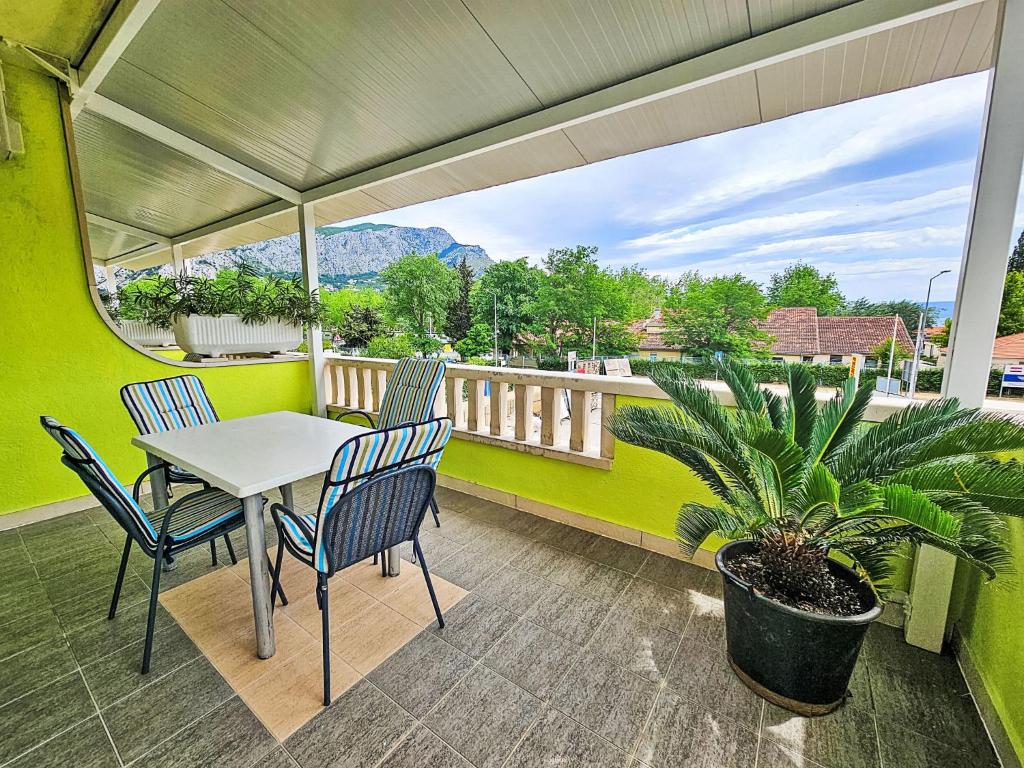 Studio Dajak-1 by Interhome, Omiš