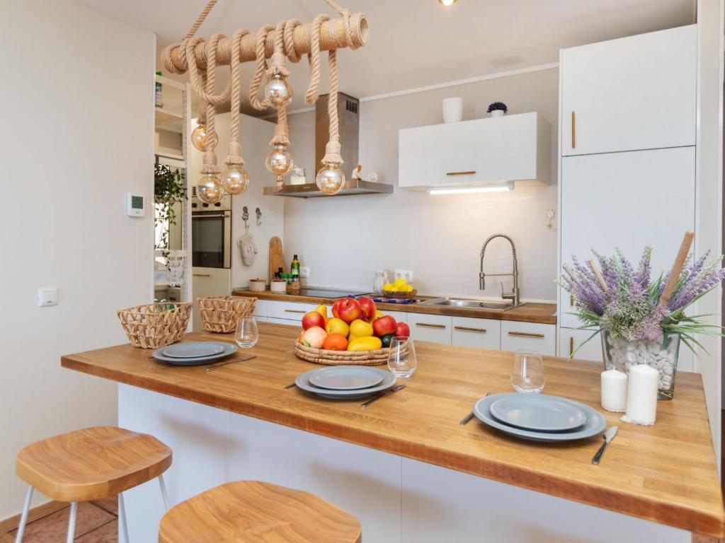 Apartment Residencial Cap Salou-2 by Interhome - 4