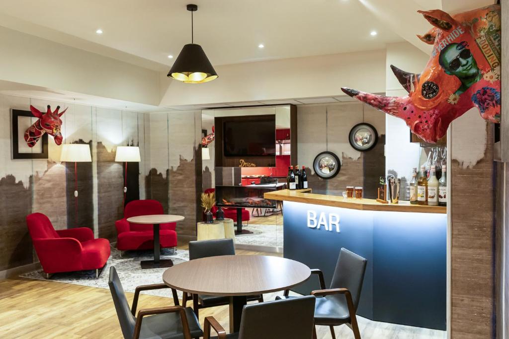 Bar/lounge