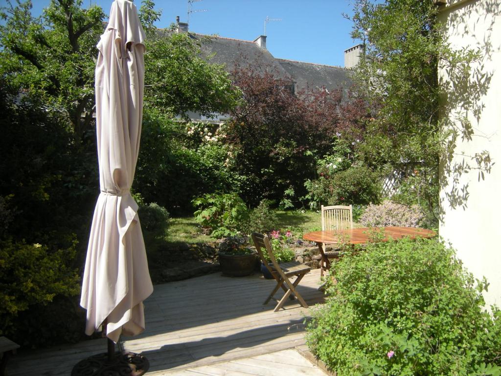 Maison centre ville avec jardin - 5