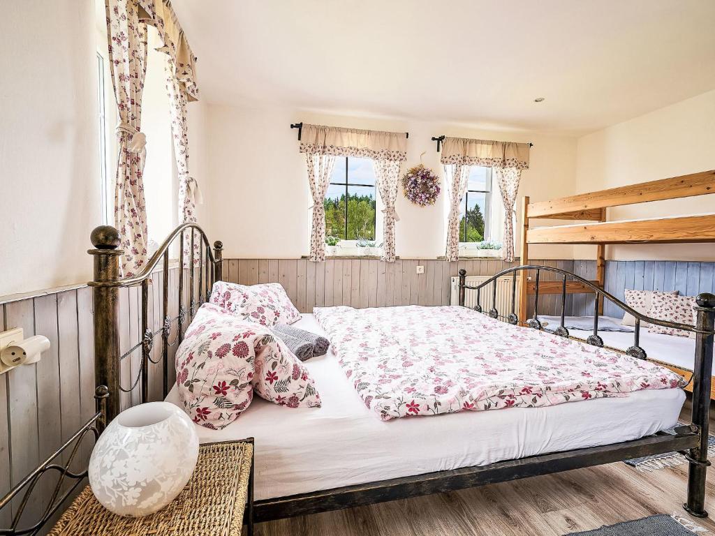 Holiday Home U sjezdovky by Interhome, Smržovka