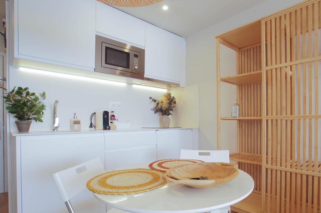 Apple Beach Studio by BHomesCostaBrava - 2