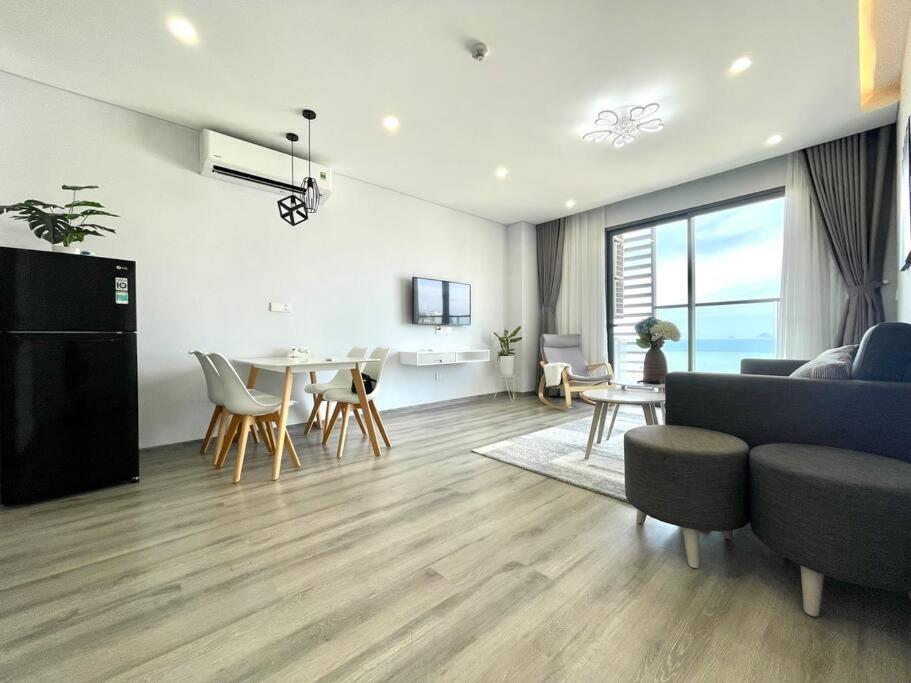 2BR &#8211; Luxury Apt Full Option Ocean View &#8211; Marina Suites