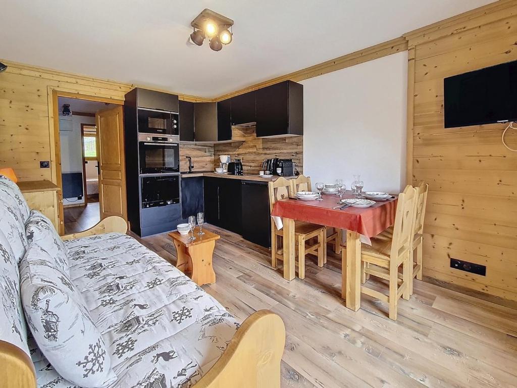 Appartement 2 pièces rénové, départ ski aux pieds, balcon - FR-1-344-866 - 1
