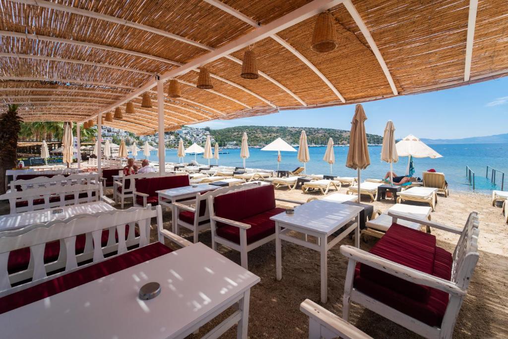 マニュエラ ホテル ビテス (Manuela Hotel Bitez)