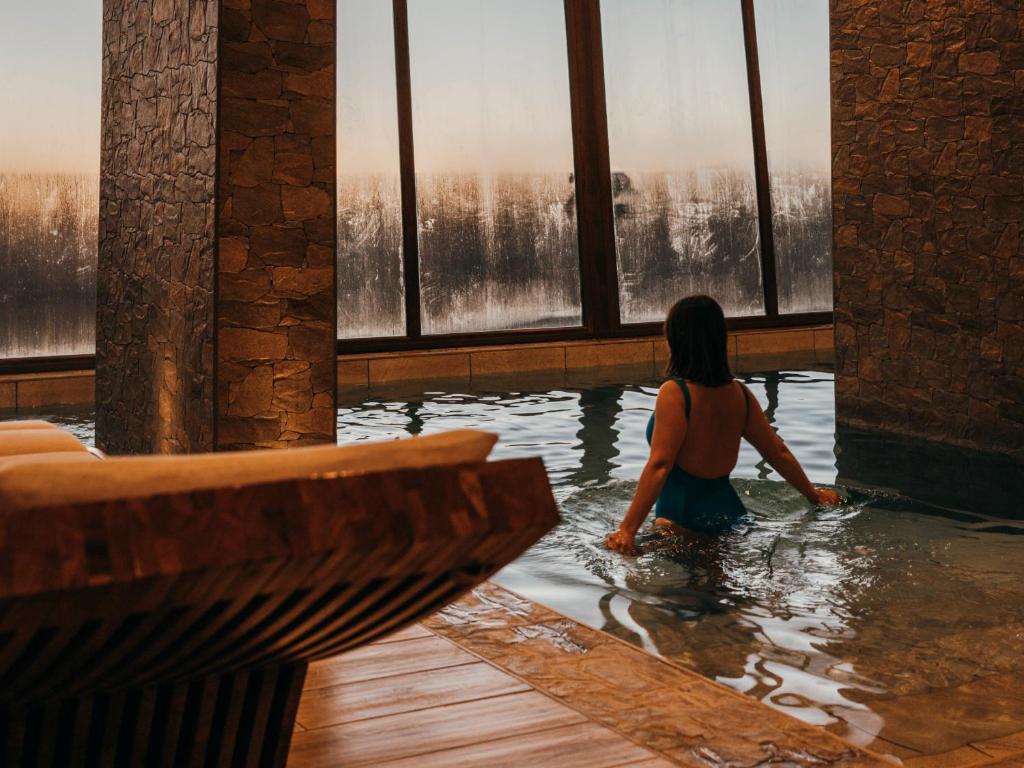 สระว่ายน้ำ