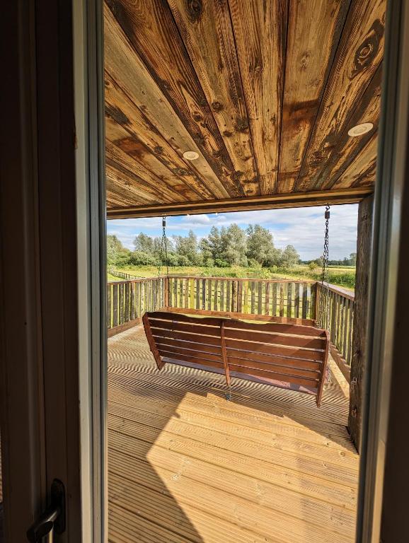 The Lavenham at Lake View Lodges, Long Melford photo 5