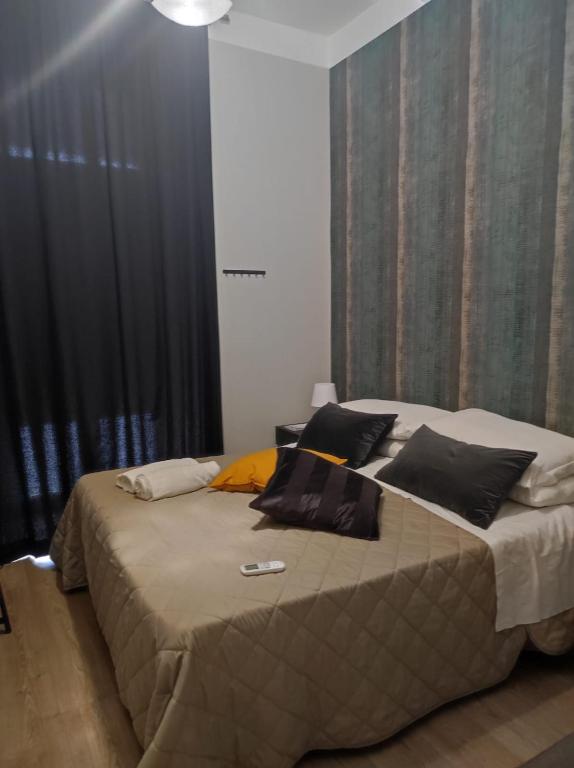 Lory's room - 4