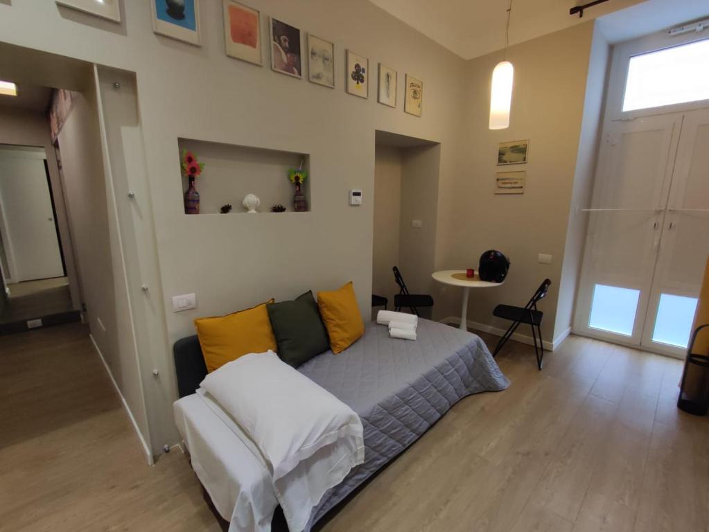 Lory's room - 5