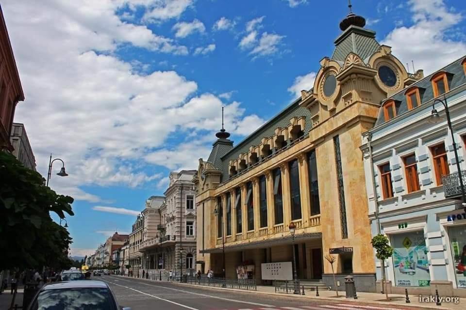 Welcome to Mancho, Tbilisi