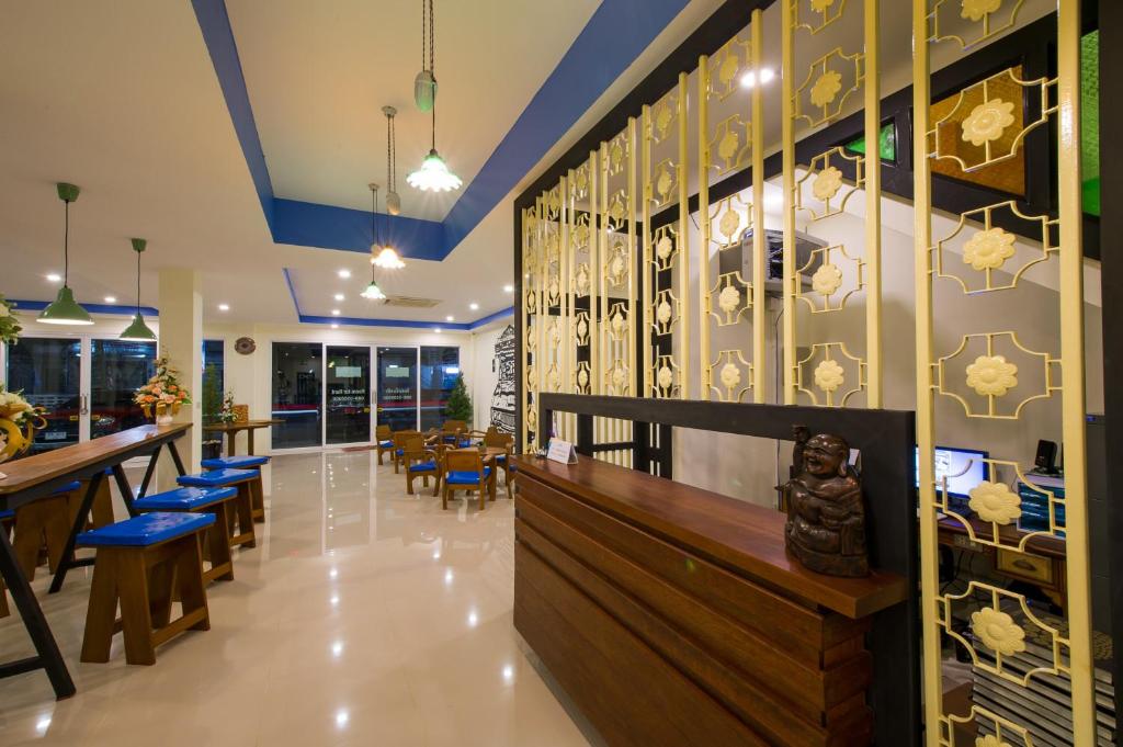 Bar/lounge, The Pho Thong Phuket in Phuket
