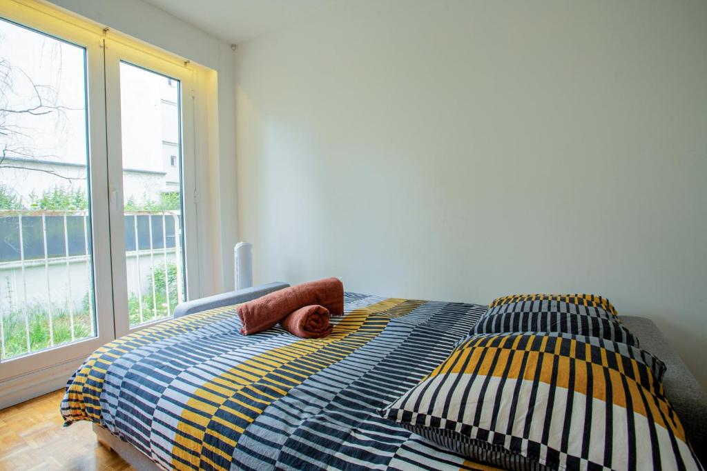 Elegant Escape in Paris 14th - 4